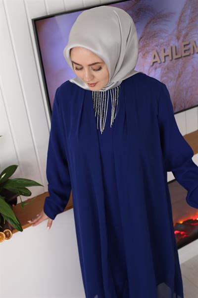 6117 بدلة شيفون مفصّلة برقبة حجرية كود 6117