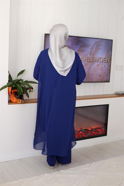 6117 بدلة شيفون مفصّلة برقبة حجرية كود 6117