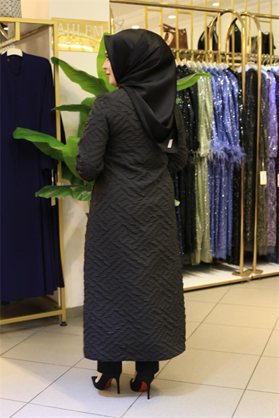 6134 CODE EMBOSSED GARMENT