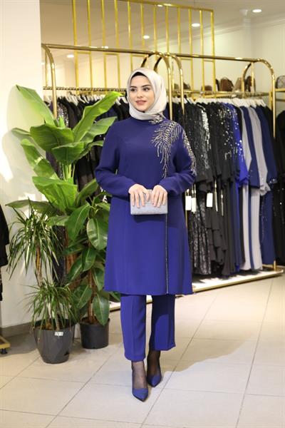 7065 CODE HOSENANZUG MIT KRISTALLSTEINEN