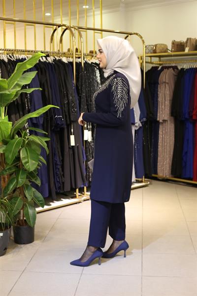 7065 CODE HOSENANZUG MIT KRISTALLSTEINEN