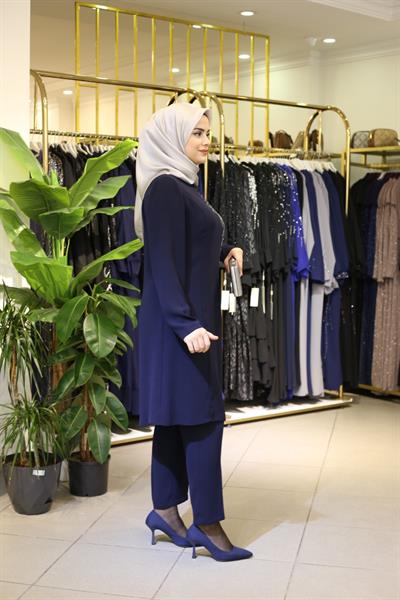 7065 CODE HOSENANZUG MIT KRISTALLSTEINEN