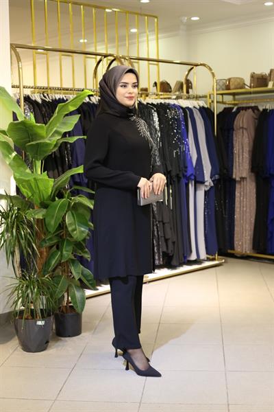 7065 CODE HOSENANZUG MIT KRISTALLSTEINEN