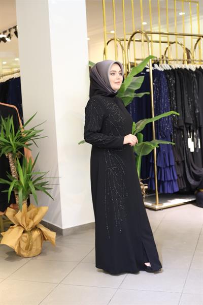 7086 CODE RIGHT SIDE STONE EMBROIDERED ABAYA