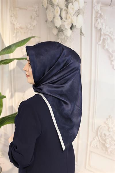 7208701/322 CODE DE LENTREPRISE DESENLİ AKER SAF İPEK EŞARP