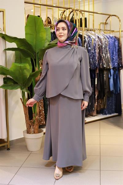 7538 CODE GOLD ACCESSORIES SKIRT SUIT