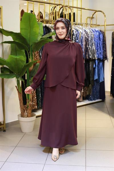7538 CODE GOLD ACCESSORIES SKIRT SUIT