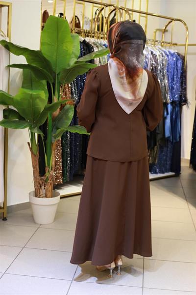 7538 CODE GOLD ACCESSORIES SKIRT SUIT
