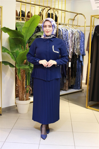 7539 CODE JUPE À PLIS ENSEMBLE