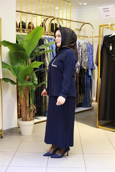 7539 CODE JUPE À PLIS ENSEMBLE
