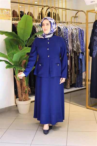 7553 Button-Up Skirt Suit