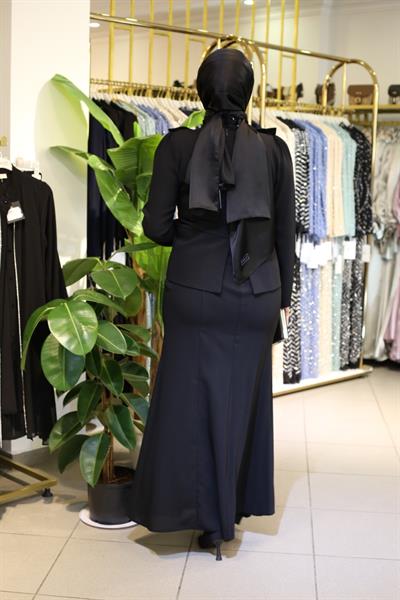 7772 KOD FIRFIRLI ELBİSE SİYAH