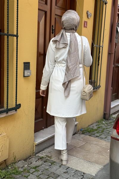 8527 KOD KOLLARI NAKIŞLI FERMUARLI KAP KREM