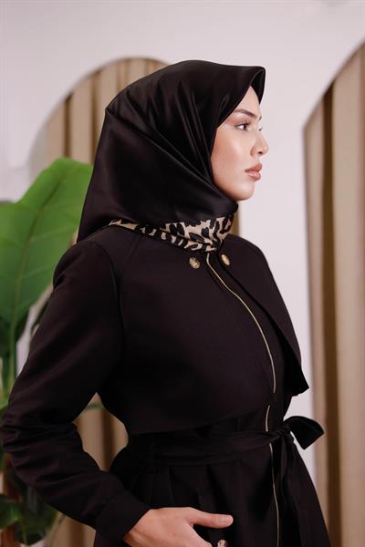 8694701/316 KOD RENKLİ AKER SAF İPEK EŞARP SİYAH