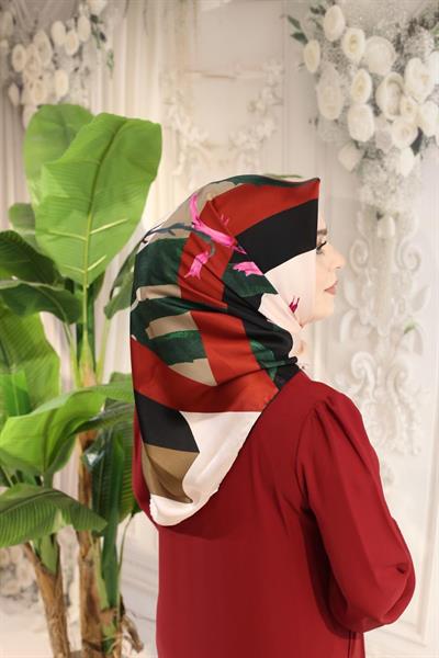 8789701/313  KOD RENKLİ AKER SAF İPEK EŞARP