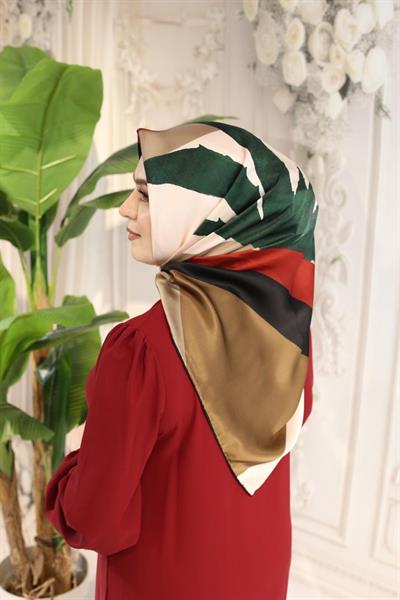 8789701/313  KOD RENKLİ AKER SAF İPEK EŞARP