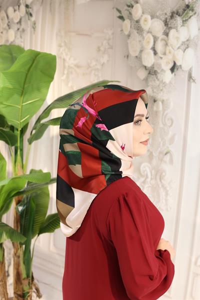 8789701/313  KOD RENKLİ AKER SAF İPEK EŞARP