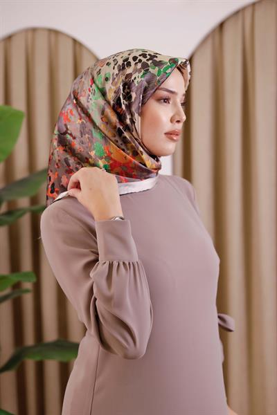 8926701/311 KOD RENKLİ AKER SAF İPEK EŞARP ANTRASİT