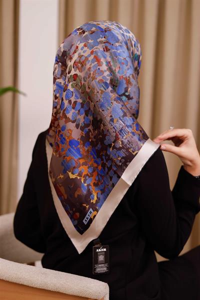 8926701/324 KOD RENKLİ AKER SAF İPEK EŞARP MAVİ