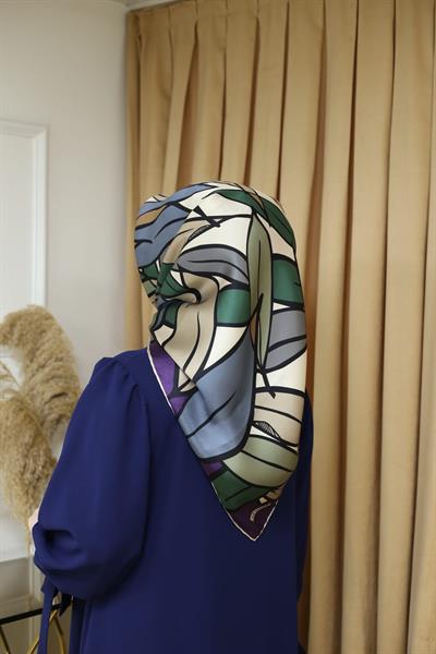 8957/01 KOD YAPRAK DESEN ARMİNE SAF İPEK EŞARP