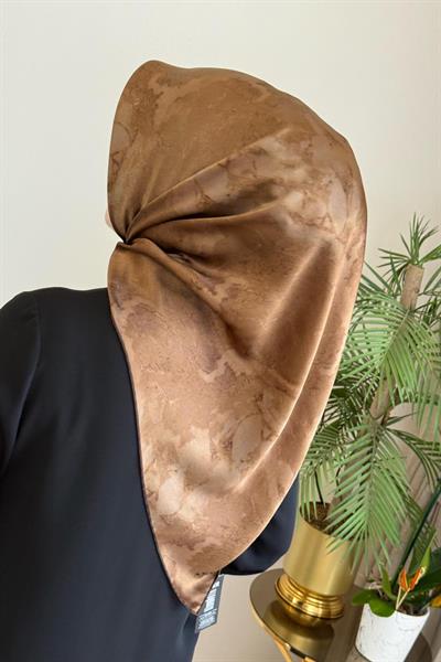 8974701/333 KOD FIRÇA DESENLİ AKER SAF İPEK EŞARP