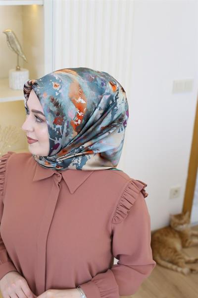 8989701/351 KOD FIRÇA DESENLİ AKER SAF İPEK EŞARP