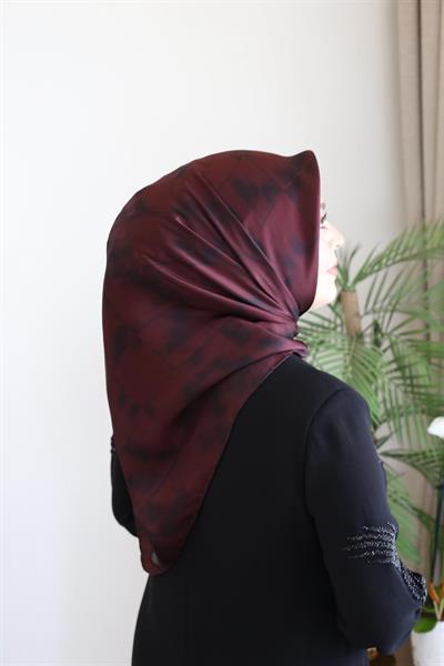 8999230/341 KOD PİERRE CARDİN SAF İPEK EŞARP STD