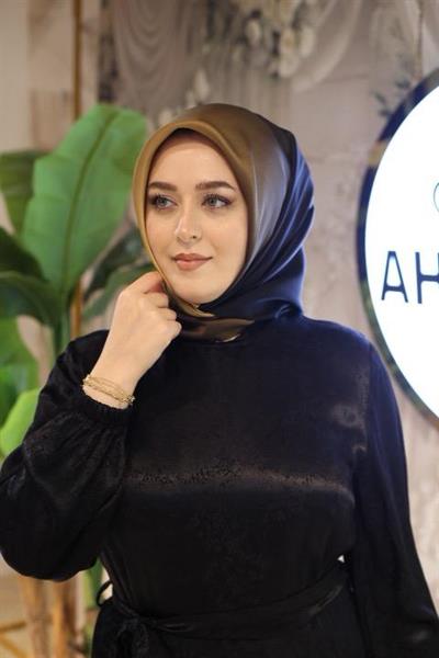 9010/16 KOD GEÇİŞLİ GOLD AHLEM EŞARP SAF İPEK EŞARP SİYAH