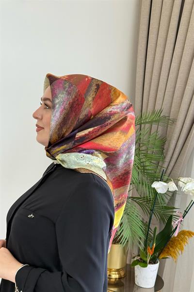 9019230/361 KOD FIRÇA DESENLİ PİERRE CARDİN SAF İPEK EŞARP STD