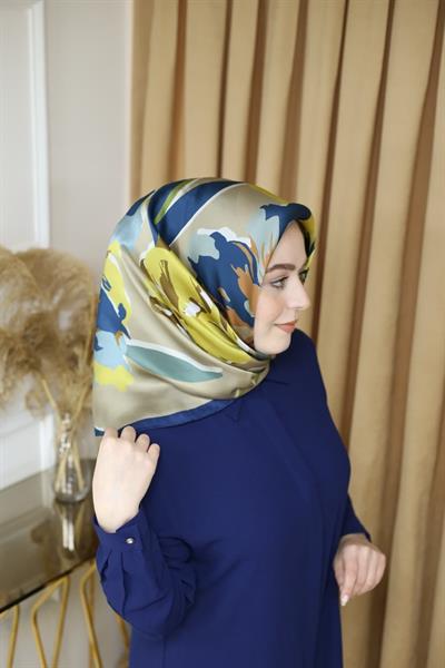 9042/38 CODE FLORAL PATTERNED ARMINE PURE SILK SCARF