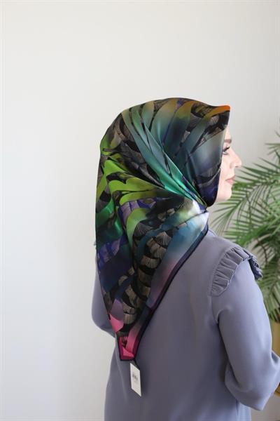 9042701/311 KOD GEOMETRİK DESENLİ AKER SAF İPEK EŞARP