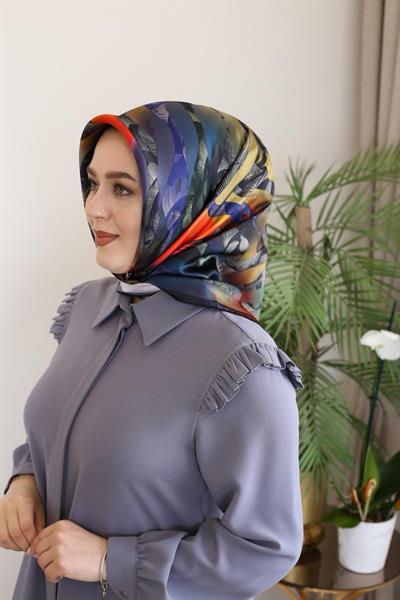 9042701/311 KOD GEOMETRİK DESENLİ AKER SAF İPEK EŞARP