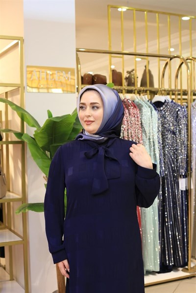 9111 KOD FULAR DETAYLI ELBİSE