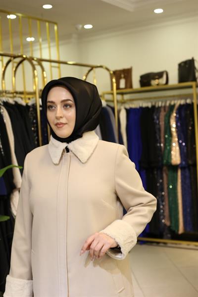 9127 CODE COLLAR FURRY COAT