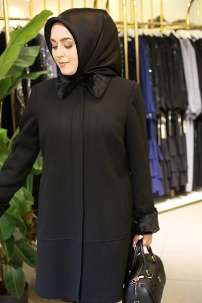 9127 CODE COLLAR FURRY COAT