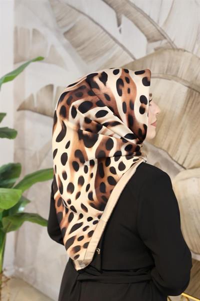 9320/34 كود 9320/34 وشاح أرميني من الحرير الخالص بطبعة جلد النمر