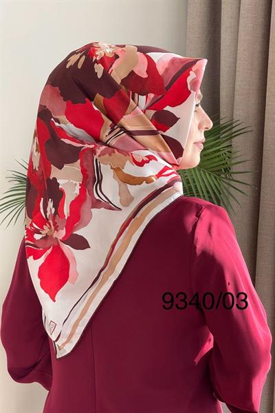 9340/03 KOD ÇİÇEK DESENLİ ARMİNE SAF İPEK EŞARP STD