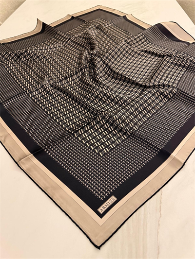 9502/11 CODE CLASSIC PATTERN ARMINE PURE SILK SCARF