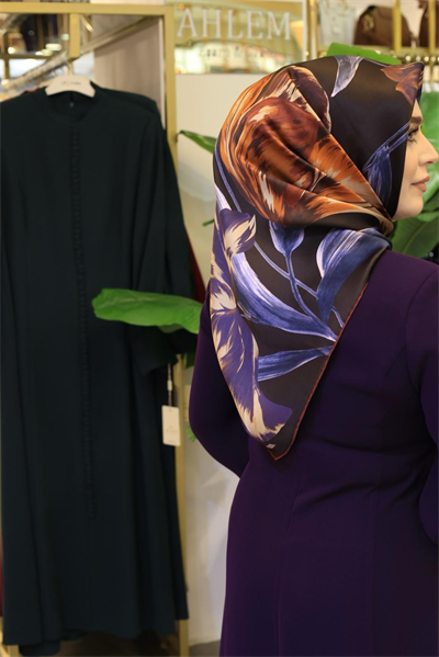 9506/31 KOD ÇİÇEK DESEN ARMİNE SAF İPEK EŞARP MOR