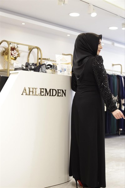 KOL KOLLARI PUL DETAYLI ELBİSE 3463