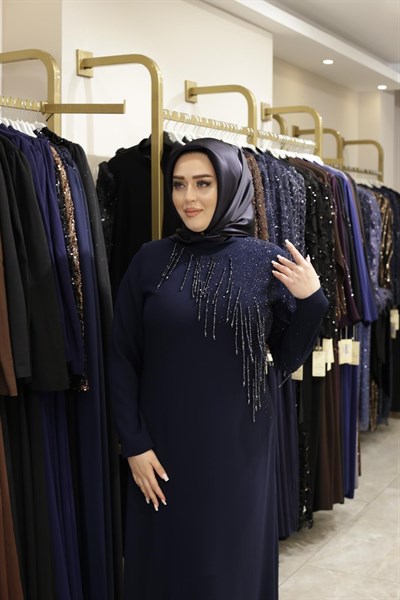 PREMİUM TAŞ İŞLEMELİ PÜSKÜL DETAYLI ELBİSE 3578 KOD