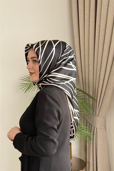 وشاح من الحرير الخالص ماركة شورى