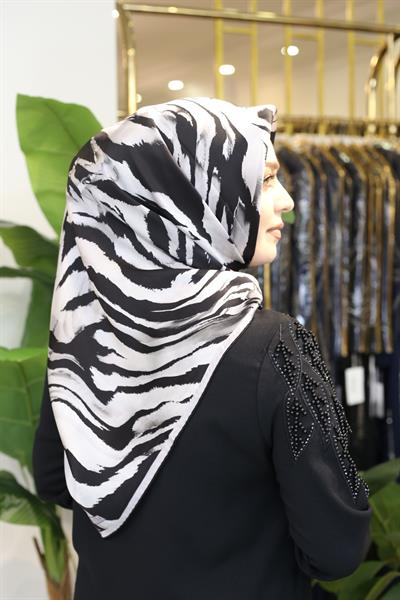 وشاح من الحرير الخالص ماركة شورى