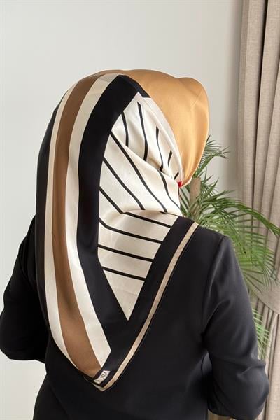 وشاح من الحرير الخالص ماركة شورى