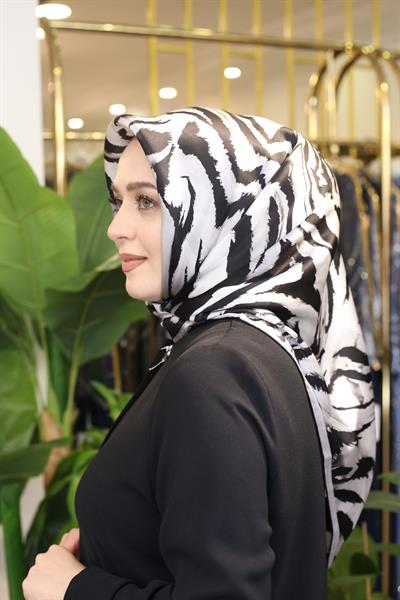 وشاح من الحرير الخالص ماركة شورى