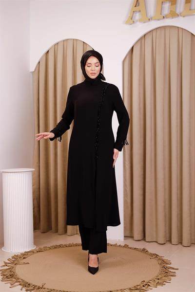 TKM01 CODE STEIN BESTICKTER HOSENANZUG