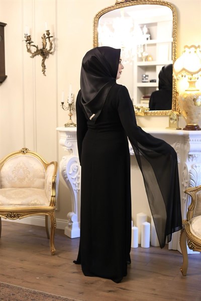 ZR2620 KOD ÇİÇEK DETAYLI KREP ELBİSE