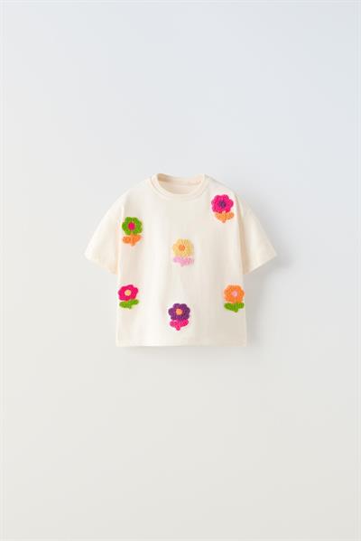 Kız Çocuk Süzene Çiçek Nakışlı T-shirt