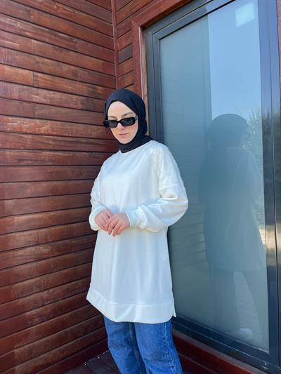 BEYAZ OMUZ İŞLEMELİ TUNİK 