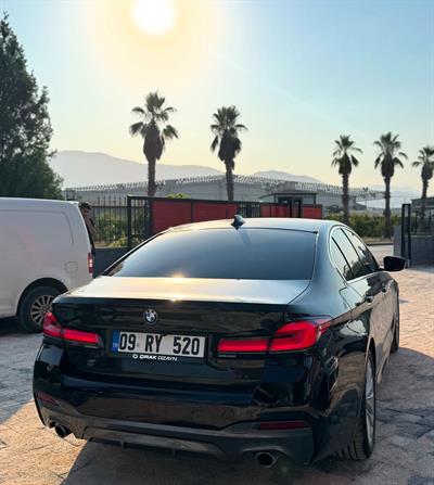 Bmw G30 Uyumlu Makyajlama Seti | Siyah Far